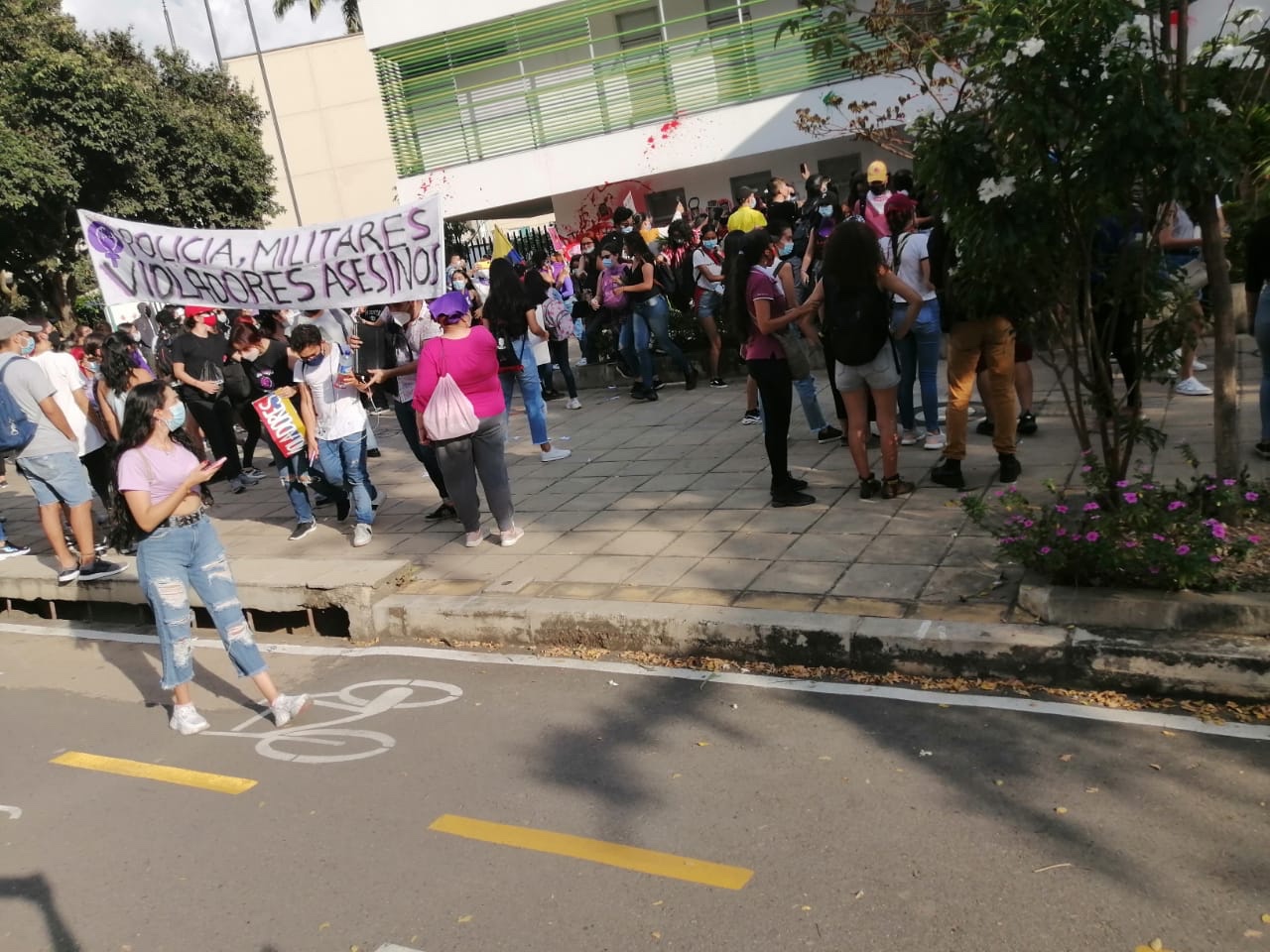 Le donne di Bucaramanga manifestano