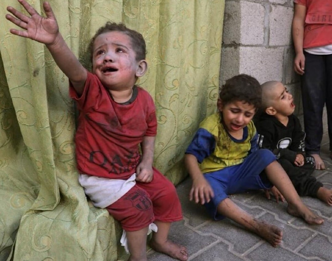 Bambini di Gaza sfollati