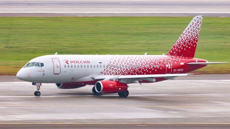 Un aereo della compagnia aerea russa Rossiya Airlines
